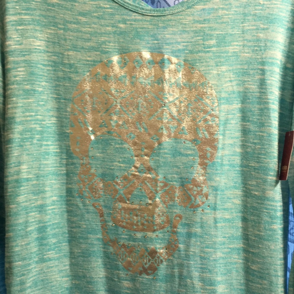 Skull sweater aqua L juniors NWT